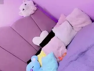 Camsoda Nude Webcam of aliisson-doll