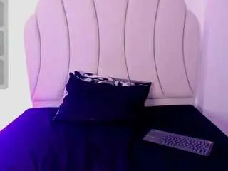 Camsoda Watch Live Sex Cams of kaity-layne