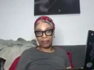 Camsoda Free Live Porn of carmelbunny