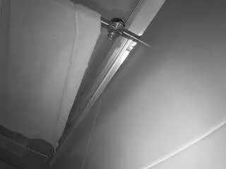 Camsoda Private Sex Chat of voyeurcam-casa-salsa-bathroom-9