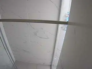 Camsoda Sex Chat of voyeurcam-casa-salsa-bathroom-9