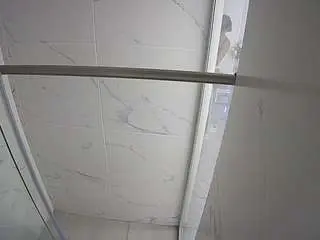 Camsoda Nude Webcam of voyeurcam-casa-salsa-bathroom-9