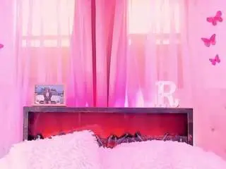 Camsoda Free Porn Cam of rosemonrooe