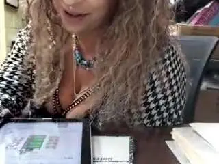 Camsoda Adult Video Chat of lushdiamondz