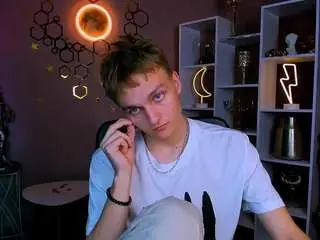 Camsoda Free Live Porn of john-lik