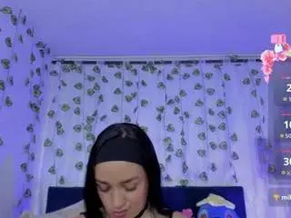 Camsoda Watch Live Sex Cams of emiliaa-rosse