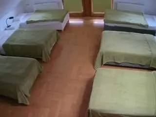 Camsoda Private Sex Chat of voyeurcam-julmodels-bed-6