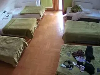 Camsoda Live Sex Cam of voyeurcam-julmodels-bed-6