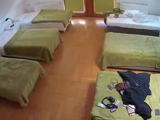 Camsoda Free Live Porn of voyeurcam-julmodels-bed-6