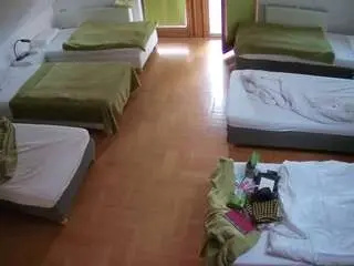 Camsoda Private Sex Chat of voyeurcam-julmodels-bed-6