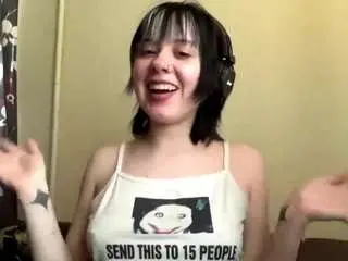 Camsoda Nude Webcam of shantelhurt
