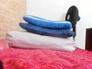 Camsoda Watch Live Sex Cams of mia-gadner