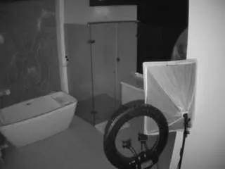 Camsoda Free Live Porn of voyeurcam-casa-salsa-bathroom-4