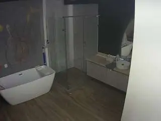 Camsoda Nude Webcam of voyeurcam-casa-salsa-bathroom-4