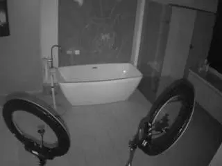 Camsoda Watch Live Sex Cams of voyeurcam-casa-salsa-bathroom-4