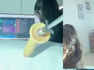 Camsoda Sex Chat of emily-philip