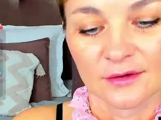 Camsoda Free Porn Cam of annasimonsj