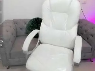 Camsoda Free Porn Cam of pekylove