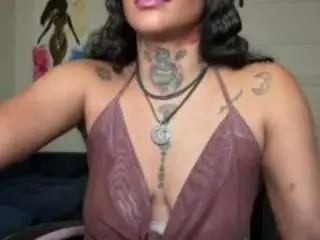 Camsoda Sex Chat of iambaldheadbrittany