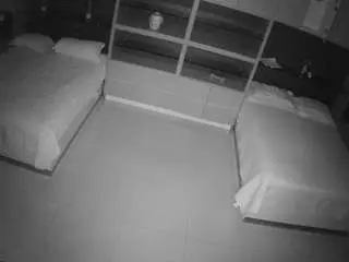 Camsoda Sex Chat of voyeurcam-casa-salsa-versus-room