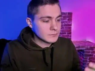 Camsoda Watch Live Sex Cams of thomas-crow