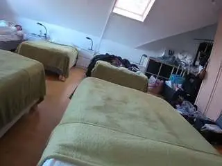 Camsoda Private Sex Chat of voyeurcam-julmodels-bed-1