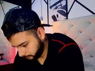 Camsoda Watch Live Sex Cams of andrew-brownn