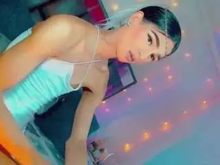Camsoda Live Sex of isabellalatingirs
