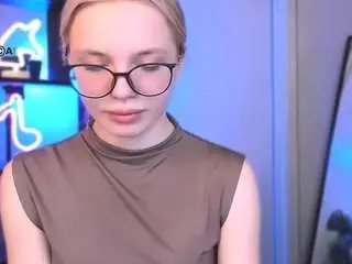 Camsoda Live Porn of elis-sunny