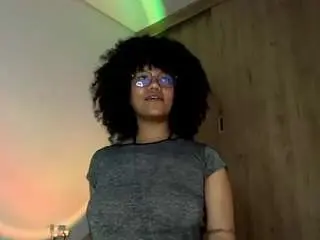 Camsoda Sex Cam of emma-ruiz