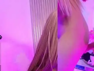 Camsoda Watch Live Sex Cams of kiaraapolo
