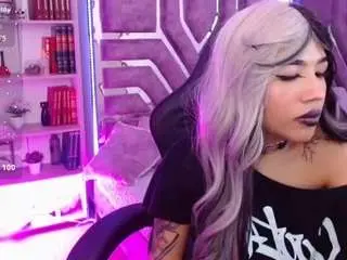 Camsoda Watch Live Sex Cams of alicewalker-11