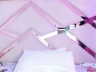 Camsoda Free Live Porn of sophia-paris