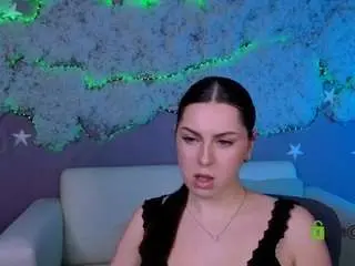 Camsoda Nude Webcam of flora-ri