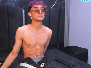 Camsoda Watch Live Sex Cams of lauryandnarenn