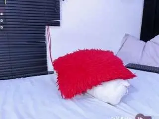 Camsoda Nude Webcam of hinatta-smiler