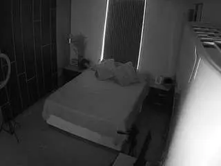 Camsoda Nude Webcam of voyeurcam-casa-salsa-bedroom-8