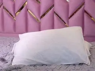Camsoda Live Sex Cam of littleissues