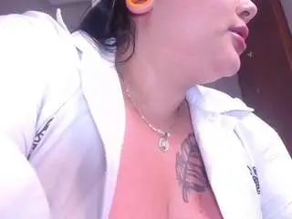 Camsoda Sex Cam of penelope-titts