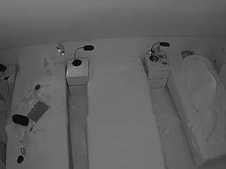 Camsoda Live Sex Cam of voyeurcam-julmodels-bed-7