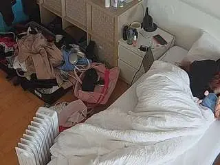 Camsoda Adult Webcam of voyeurcam-julmodels-bed-7