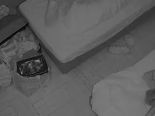 Camsoda Adult Video Chat of voyeurcam-julmodels-bed-7