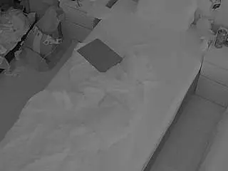 Camsoda Watch Live Sex Cams of voyeurcam-julmodels-bed-7