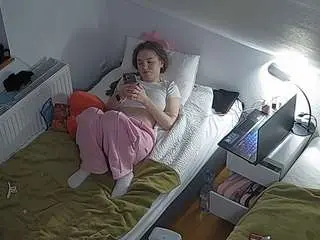 Camsoda Free Porn Cam of voyeurcam-julmodels-bed-7