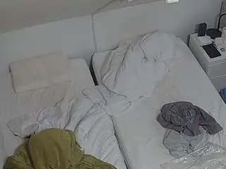 Camsoda Live Sex of voyeurcam-julmodels-bed-7