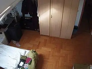 Camsoda Private Sex Chat of voyeurcam-julmodels-bed-7