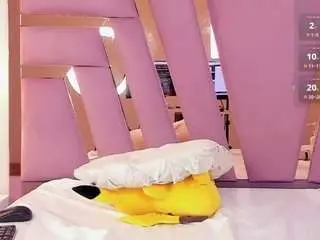 Camsoda Nude Webcam of tylerbloom