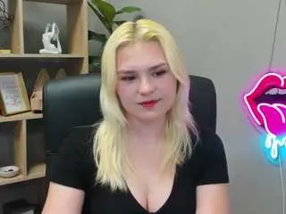 Camsoda Sex Cam of sweetlilyxo