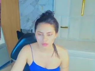 Camsoda Watch Live Sex Cams of roxy-luxe-tf