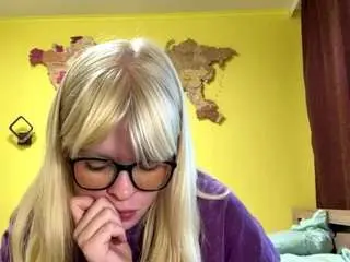 Camsoda Free Porn Cam of louieschlup